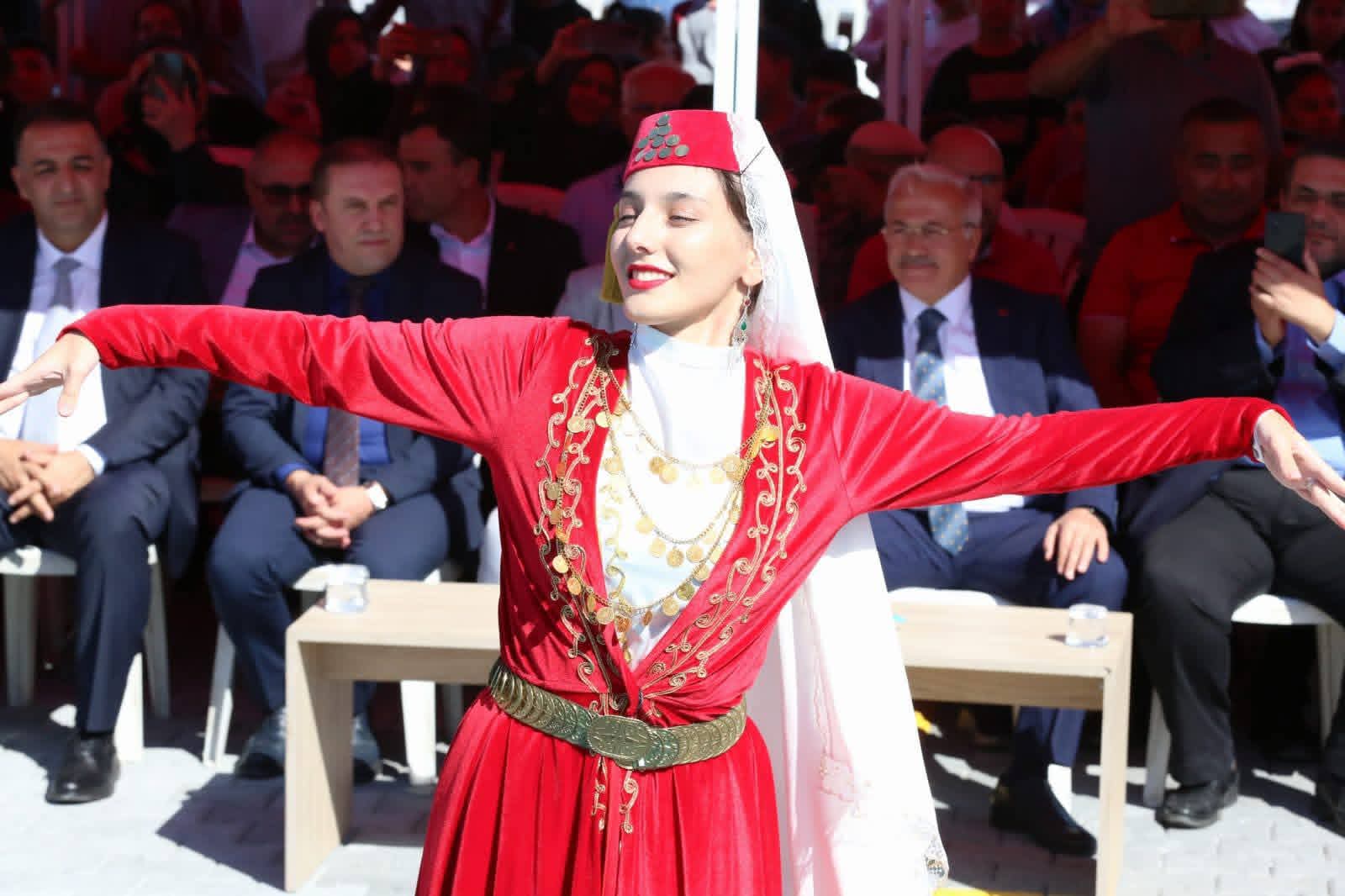 8556bc5c de71 4e76 a403 dca9aac6791a