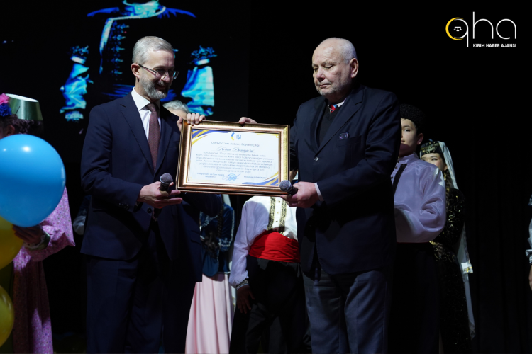 5 1765327153 237 x750