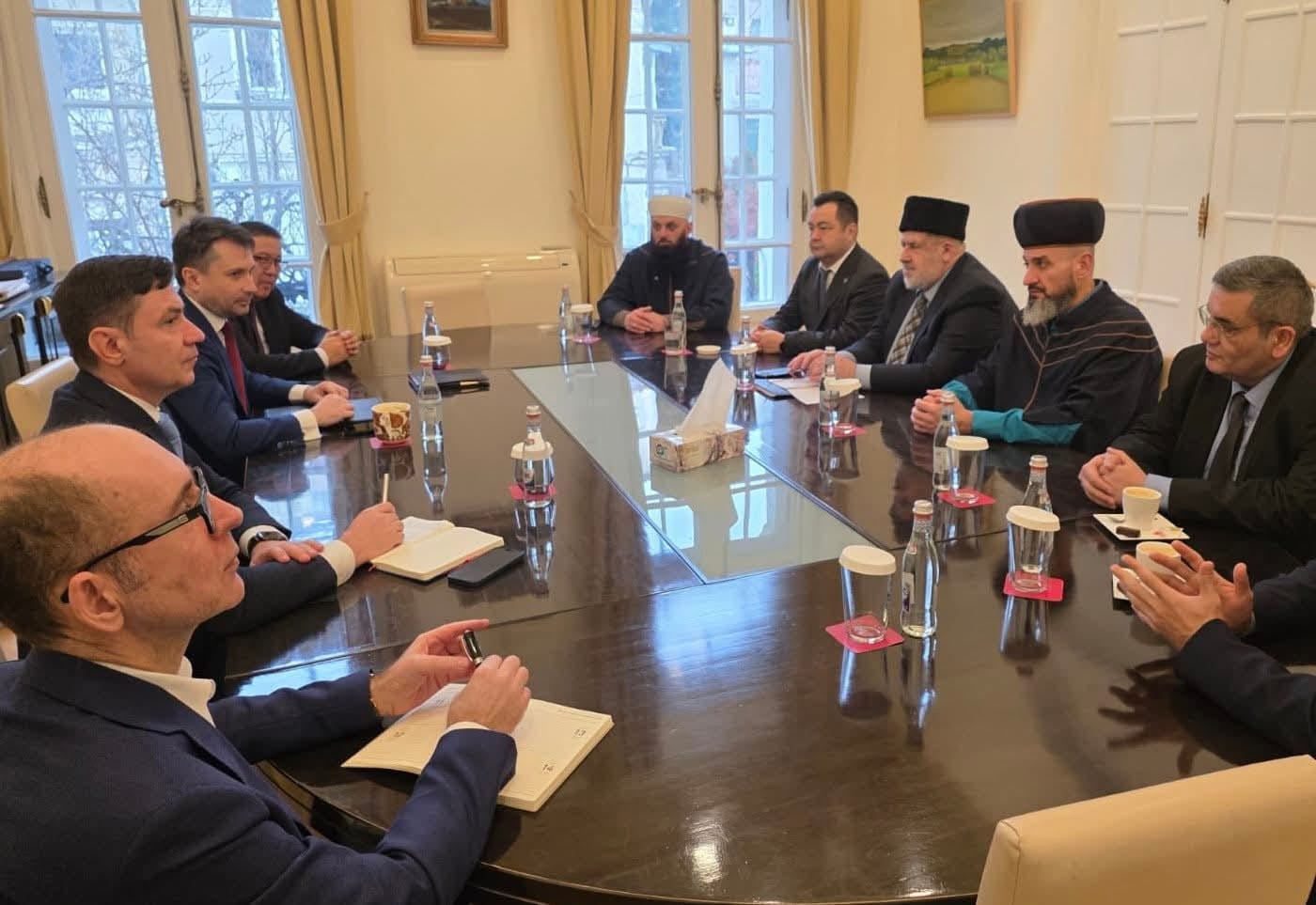 d9d9ab50 6ad4 45e7 89ac 4efa7c25de22